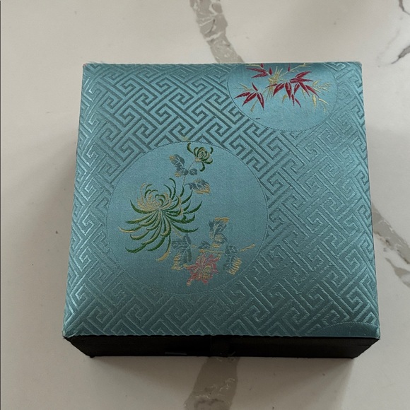 Other - Elegant Blue Decorative Box